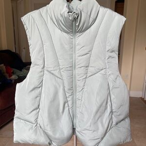 Unisex Puffer Vest in Light Gray